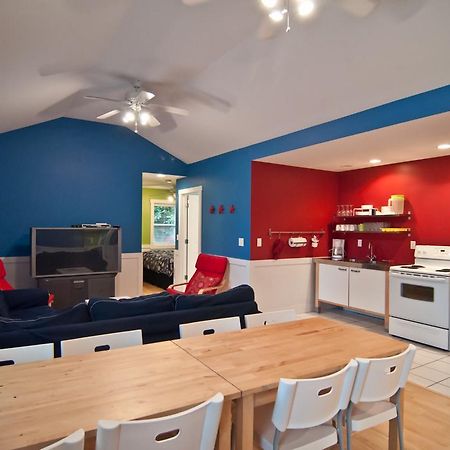 Blue Door Cottages Монтичело Екстериор снимка