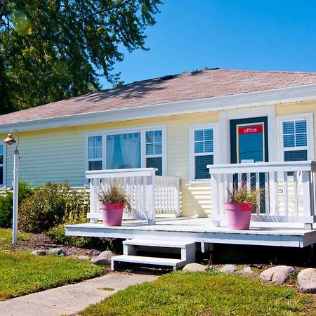 Blue Door Cottages Монтичело Екстериор снимка